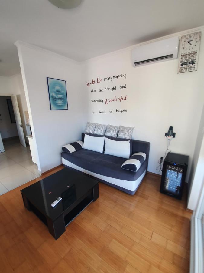 Apartment Novalja 4+2 Exterior photo